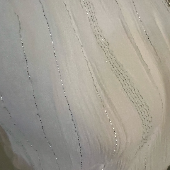 KUT From The Kloth white and silver off shoulder blouse size Large - Picture 7 of 9